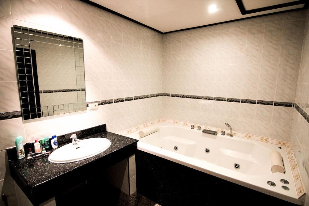 Angus O'Tool'S Guesthouse Karon Kültér fotó