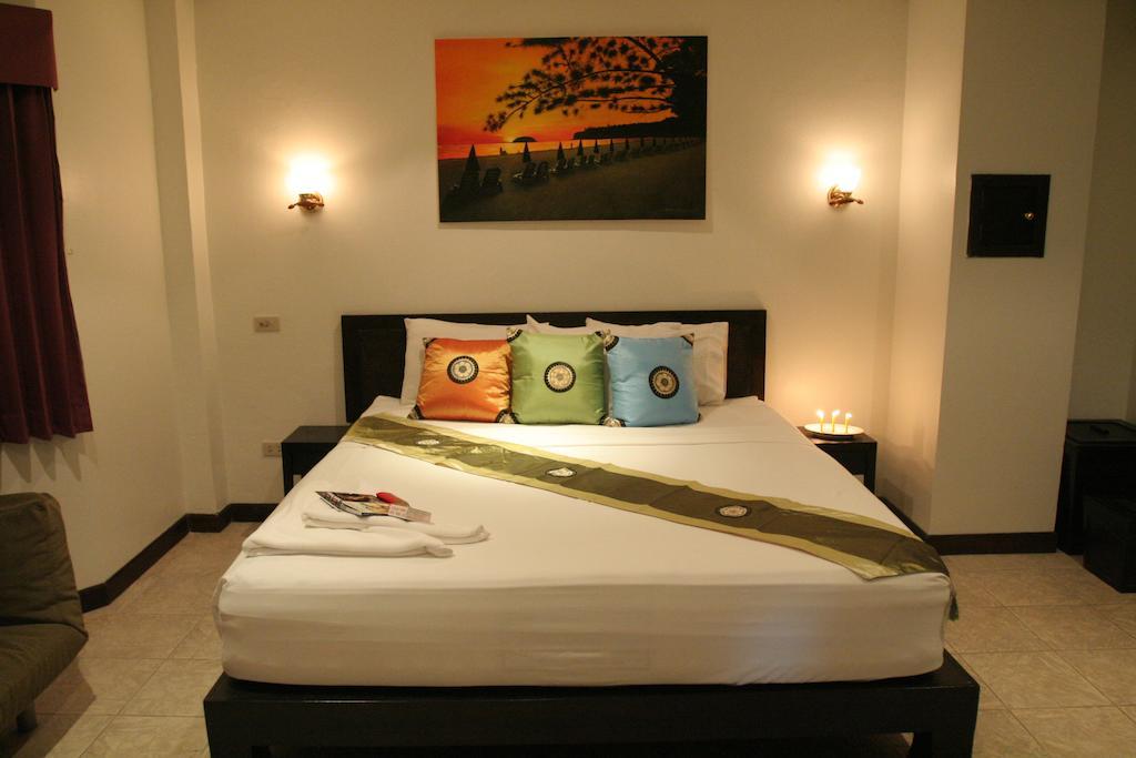 Angus O'Tool'S Guesthouse Karon Szoba fotó