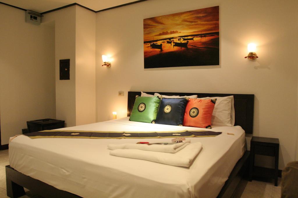 Angus O'Tool'S Guesthouse Karon Kültér fotó